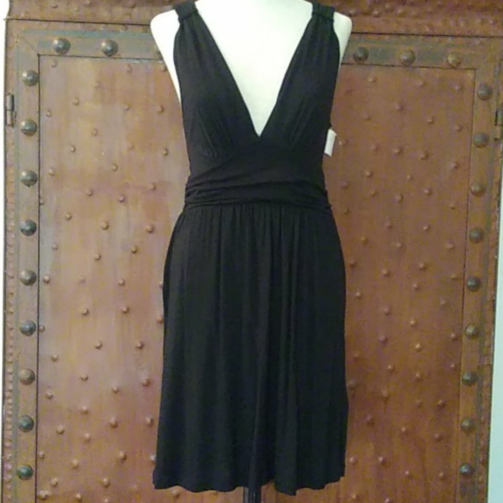 NWT SOPRANO SEXY DEEP PLUNGE LBD. BLACK. SZ M